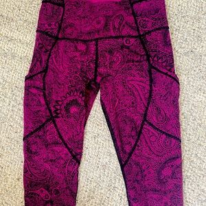 LULULEMON unique and beautiful print mesh crops